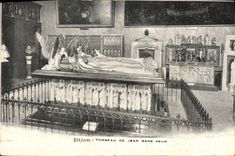 VINTAGE POSTCARD Dijon Tomb Of Jean Without Fear