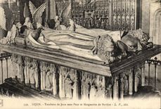 CPA Dijon Tombeau de Jean Sans Peur et Marguerite de Baviere