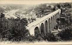 CPA Dinan Vue generale sur le Viaduc