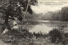 CPA Etang Du Chateau De La Coste A St Julien Pres St Brieuc Femme Enfant