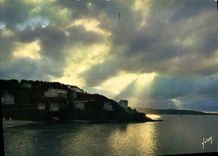 MODERN CARD Perros Guirec Effect of against day on the granite dimension