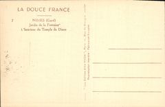 Jardín de Nimes de la POSTAL de la VENDIMIA del interior de la fuente del templo de Diane