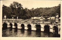 CPA Nimes Jardin de la Fontaine Les Bains Romains