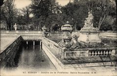 CPA Nimes Jardin De La Fontaine Bains Romains