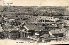 CPA Nimes Les Arenes Vue Generale