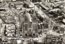 MODERN CARD In Bretange Quimper Seen air of the Cathedral and the river I' Odet