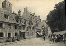 VINTAGE POSTCARD Roscoff the House Strong and the Large Hotel of the Baths