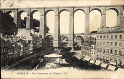 CPA Morlaix Vue d'ensemble du Viaduc