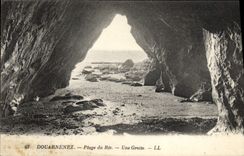 VINTAGE POSTCARD Douarnenez Beach of Rice a Cave