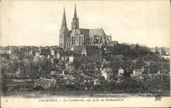 CPA Chartres La Cathedrale Vue Prise De Cachembach