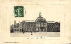 VINTAGE POSTCARD Louviers the Museum