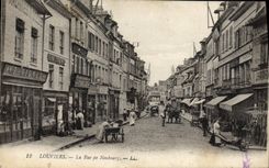 VINTAGE POSTCARD Louviers the Street De Neubourg (good animation)