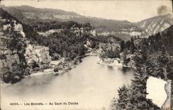 CPA Les Brenets Au Saut du Doubs