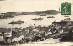 CPA Villefranche Vue Generale et le Cap Ferrat Bateaux