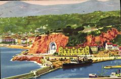 CPA Nice L'Entree du Port Le Chateau Bateau