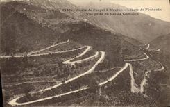 La ruta de la POSTAL de la VENDIMIA de Sospel vista tiene Menton cordones del collar de Fontanin de Castillon