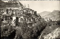 MODERN CARD Tends Overall picture