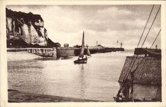 VINTAGE POSTCARD Holy Valery In Caux Left the Port Boat