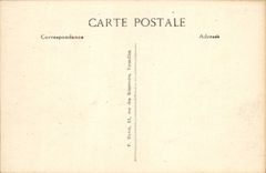 VINTAGE POSTCARD Versailles Park of Small Trianon French House