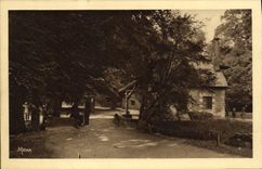VINTAGE POSTCARD Small Tables Of Versailles Hamlet of Small Trianon the bridge and the house of the dovecote