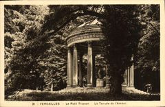 CPA Versailles Le Petit Trianon Le temple de l'amour