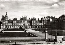 MODERN CARD Fontainebleau the Palate Court of the white horse or the good-byes