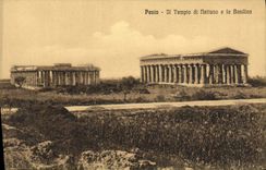 VINTAGE POSTCARD Pesto It Tempio Di Nettuno E Basilica