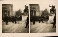 CPA Paris Statue De Jeanne d'Arc Militaria 