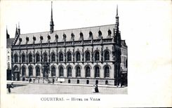 VINTAGE POSTCARD Courtrai Town hall