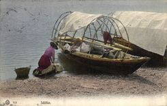 VINTAGE POSTCARD Idillio Boat Italy Folklore