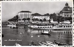 VINTAGE POSTCARD Neuchâtel the Port Boats