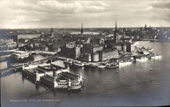 VINTAGE POSTCARD Stockholm Utsikt fran Stadshusets torn