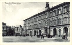 VINTAGE POSTCARD Napoli Palazzo Reale