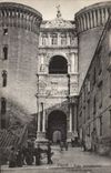 VINTAGE POSTCARD Napoli Carried Monumental Del Castello Vache Children