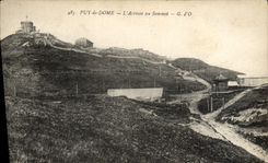 CPA Puy De Dome L'Arrivee Au Sommet