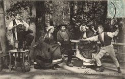 CPA La Bourree Auvergne folklore