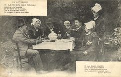 CPA En Auvergne La Soupe Aux Choux