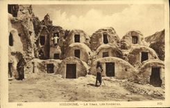 VINTAGE POSTCARD Medenine Ksar Rhorfas