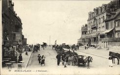 VINTAGE POSTCARD Berck Beach the Funnel Coach Horse Barouche