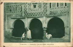 VINTAGE POSTCARD Tunisia Tozeur an indigenous House