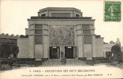 CPA Paris Exposition Des Arts Decoratifs Pavillon Pomone Grands magasins du Bon Marche 