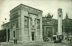 VINTAGE POSTCARD Paris Fair Of Decorative Arts the House Of Italy And the House Of Tourism