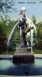 VINTAGE POSTCARD Munchen Buberlbrunnen