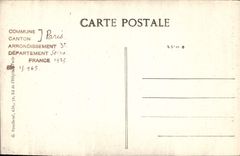 CPA Musee Carnavalet Porche De l'Entree Fronton Sculpte De Jean Goujon