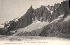Diente de Chamonix de la POSTAL de la VENDIMIA del tiburón