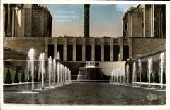 VINTAGE POSTCARD International exhibition Paris 1937 Basins and fountains of Trocadero