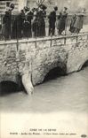 CPA Paris Jardin des Plantes Crue De La Seine L'ours blanc conte ses peines