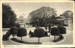 VINTAGE POSTCARD Wiesbaden Kurhaus put Staatstheater