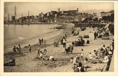 VINTAGE POSTCARD Cannes the Beach and the Mount Knight