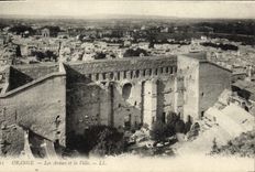 POSTAL Avignon de la VENDIMIA la arena y la ciudad